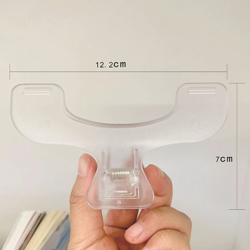 SJ1pc Simple Fixed Book Clips Memo Clip Desk Accessories Practical Note Holder Frosted Transparent Page Holder For Reading Tool