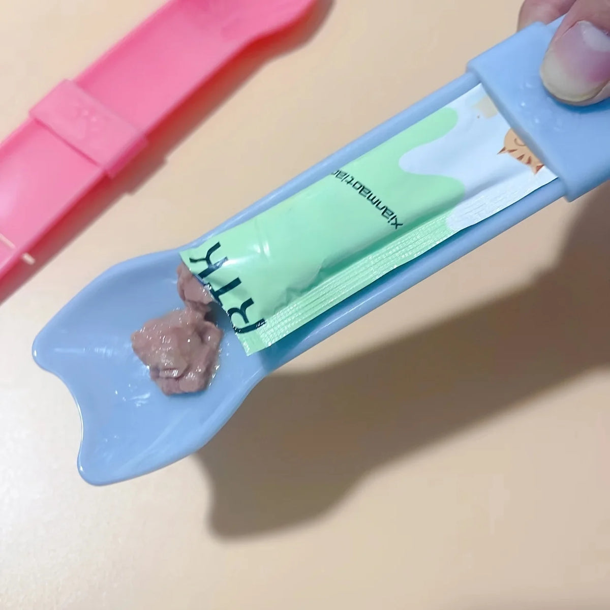 Cat Strip Squeeze Spoon Feeder Lickable Treat Tool