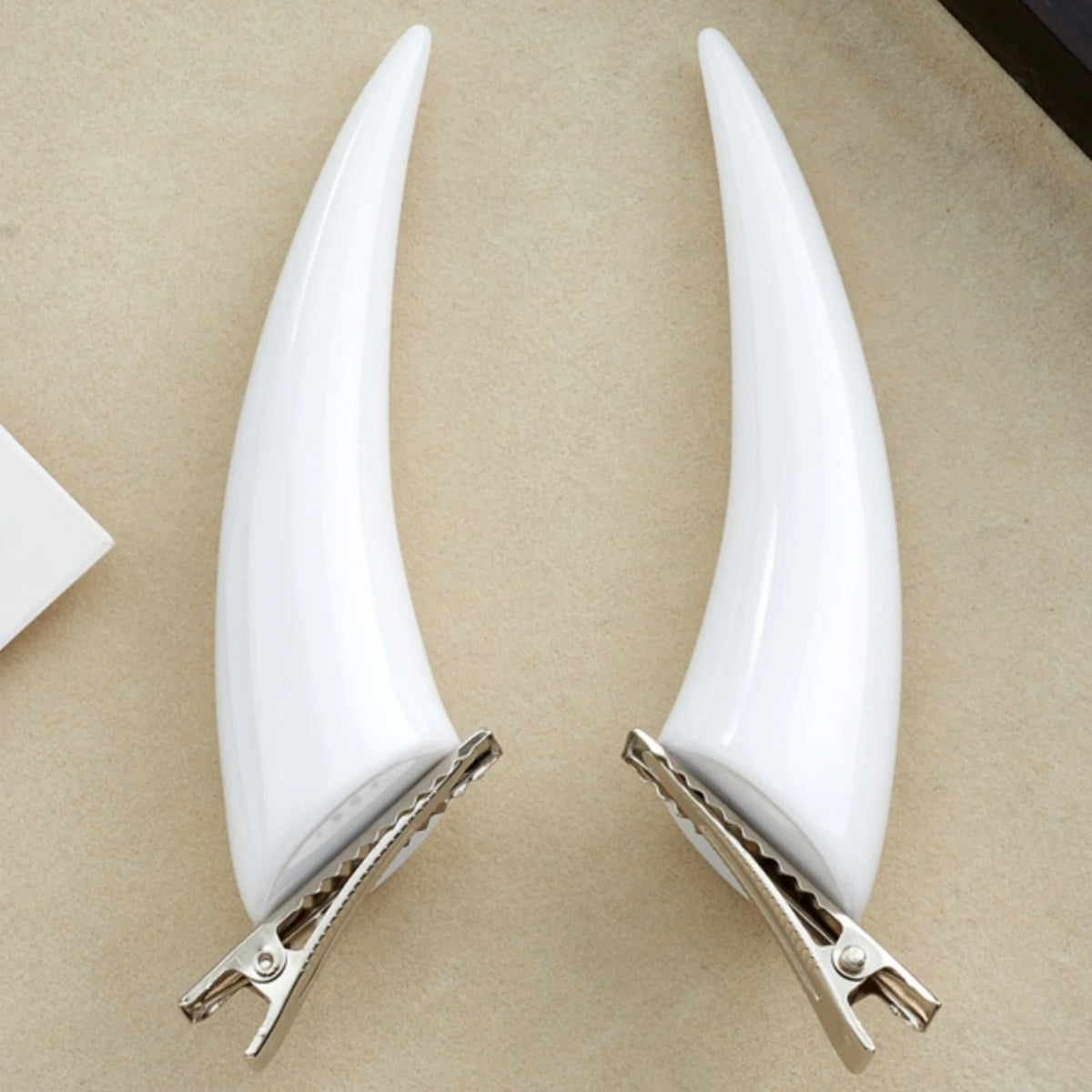 2PCS Dark Gothic Devil Horn Edge Plier Hair Halloween Costume Cartoon Black Hair Accessories Hair Clips Casual