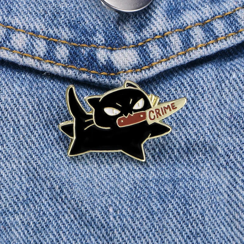 1pc Cute Cartoon Black Cat Enamel Brooch Creative Animal With A Knife In Mouth Lapel Pin Badge Backpack Clothing Hat Accessories
