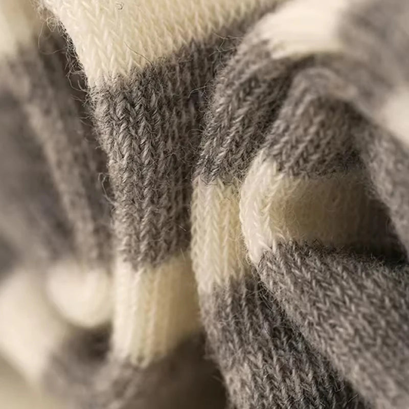 Women's Crew Socks with Cat Patterns Cute Unique Fun