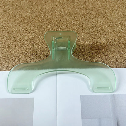 SJ1pc Simple Fixed Book Clips Memo Clip Desk Accessories Practical Note Holder Frosted Transparent Page Holder For Reading Tool