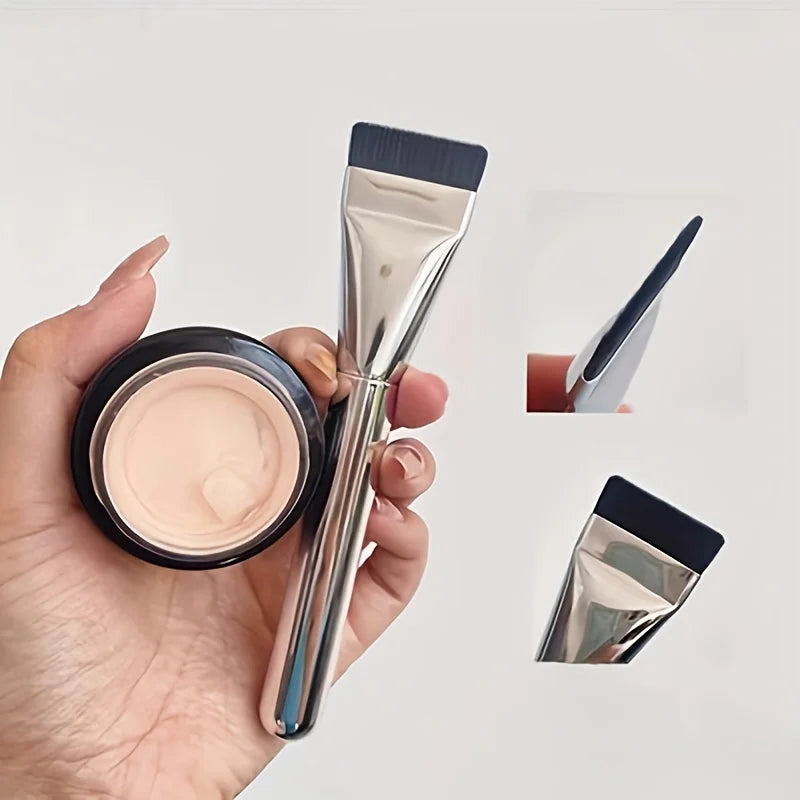 Oval Foundation Brush Ultra Fine Face Contouring