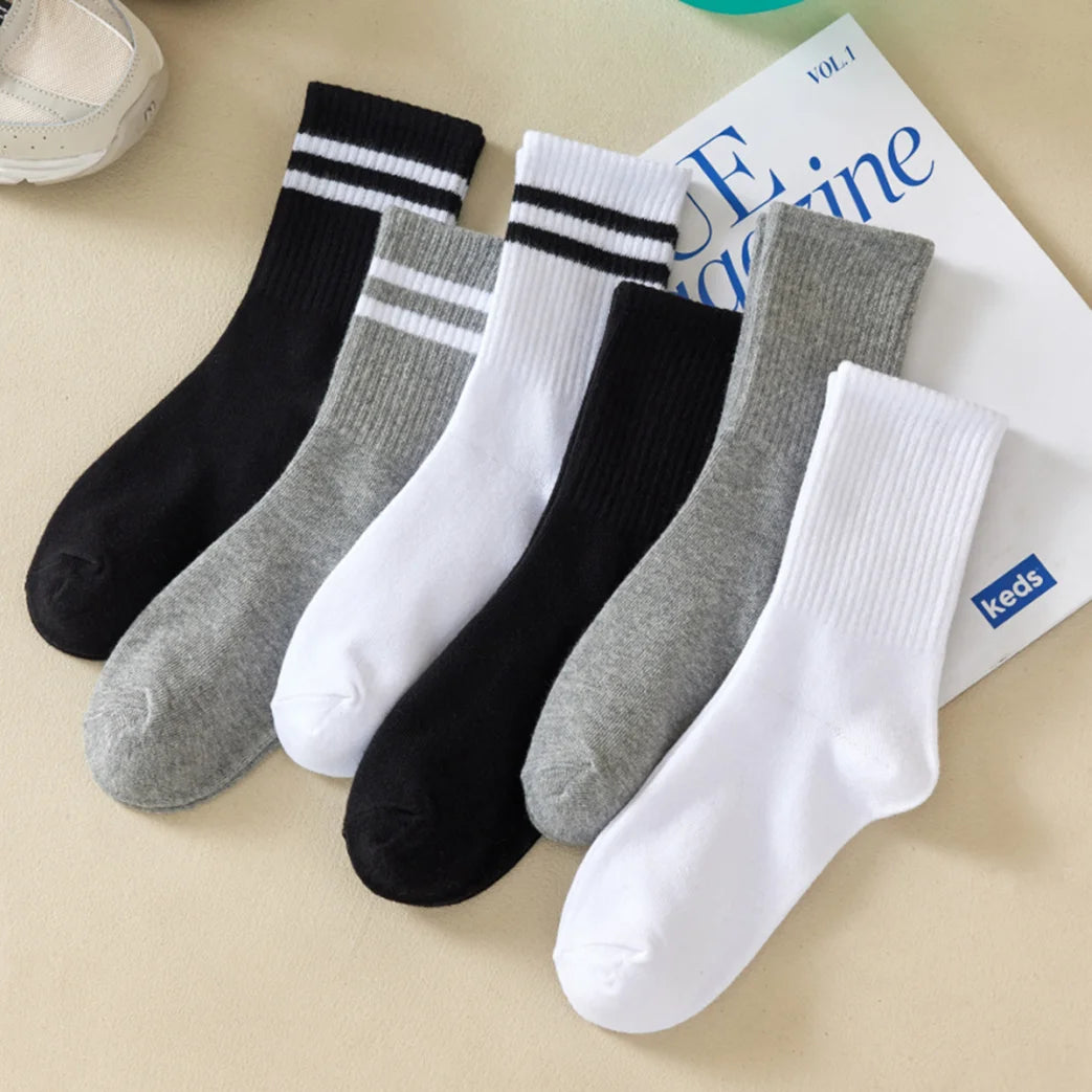 Women Mid-Tube Socks Sweat Absorbent Breathable Sport Crew