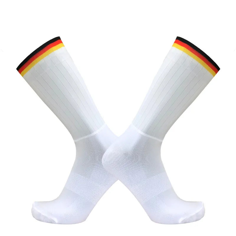 2026 New Socks Aero Anti Slip Silicone Summer Whiteline Cycling Socks Men Bicycle Sport Running Bike Socks Calcetines Ciclismo