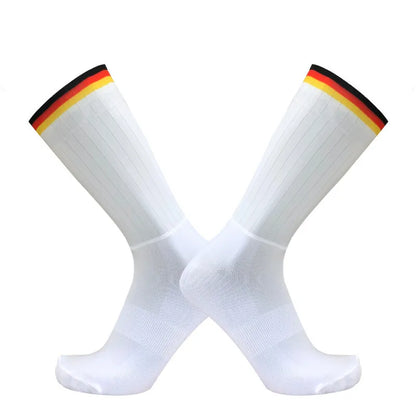 2026 New Socks Aero Anti Slip Silicone Summer Whiteline Cycling Socks Men Bicycle Sport Running Bike Socks Calcetines Ciclismo